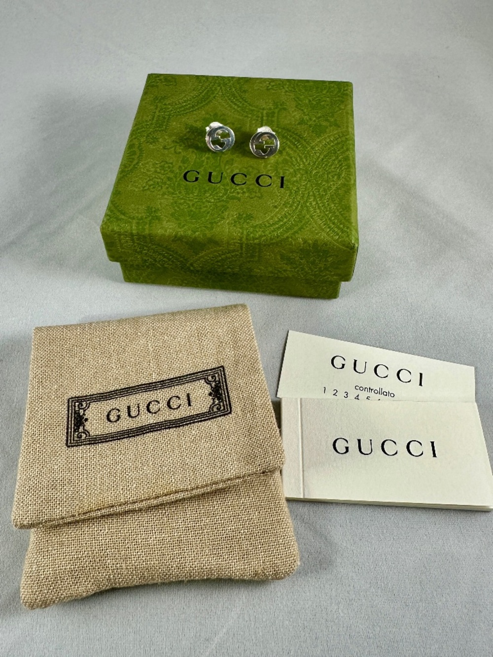 Authentic Gucci Interlocking G Sterling Silver Stud Earrings with Box & Pouch